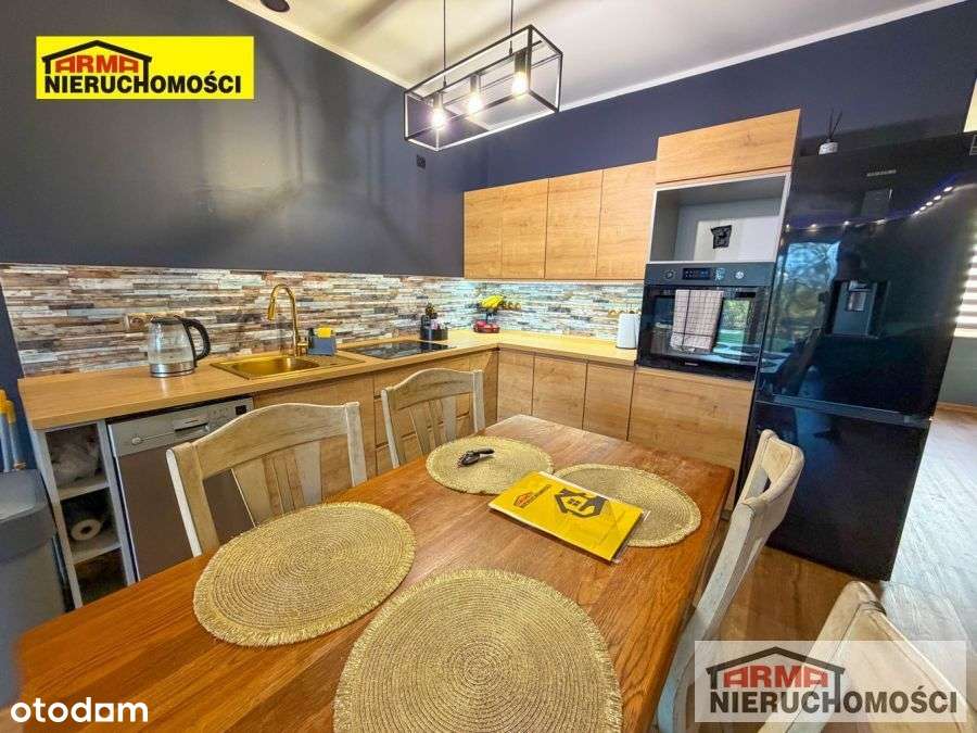 Mieszkanie 3 Pokojowe Z Ogródkiem I Miejscem Posto-9