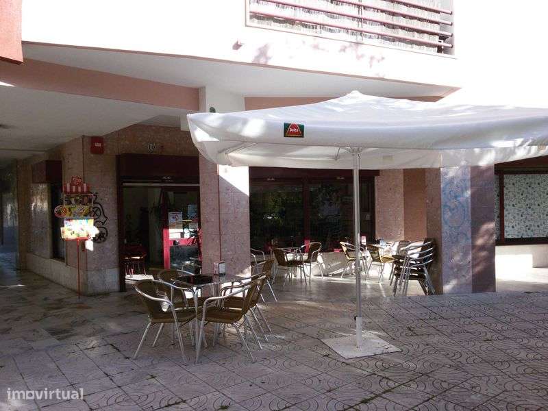 Cedência de espaço comercial, - Quintinhas, Charneca de Caparica - Grande imagem: 5/7