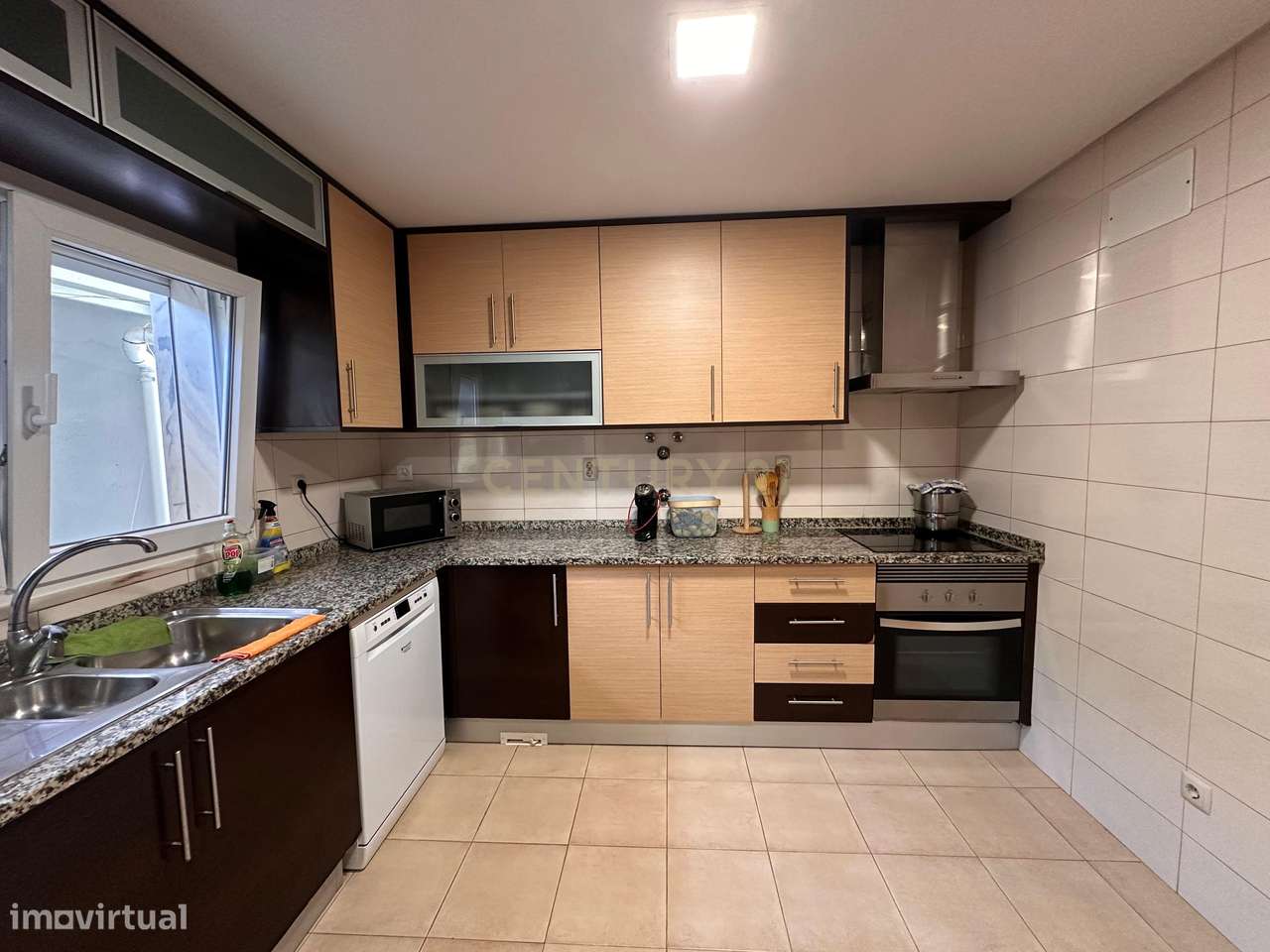 Moradia Moderna T3 com Quintal e Garagem na Quinta do Conde - Arrendam - Grande imagem: 4/21