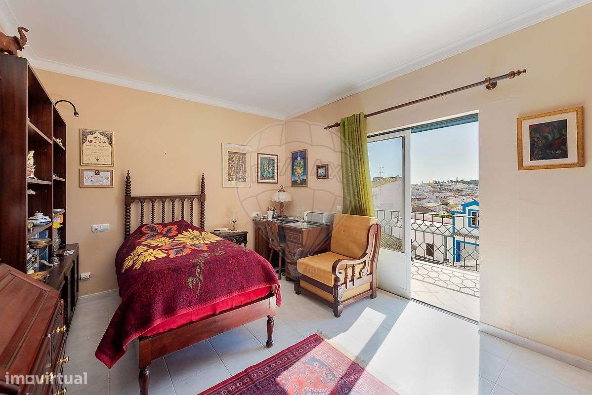 Moradia T5 para venda-23