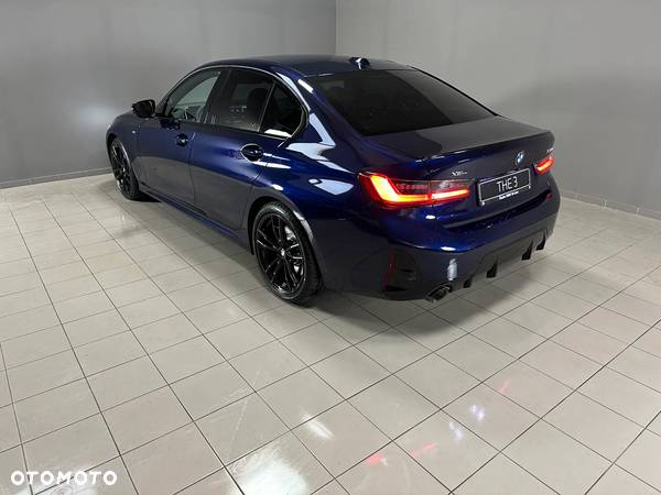 BMW Seria 3 330i xDrive M Sport - 3