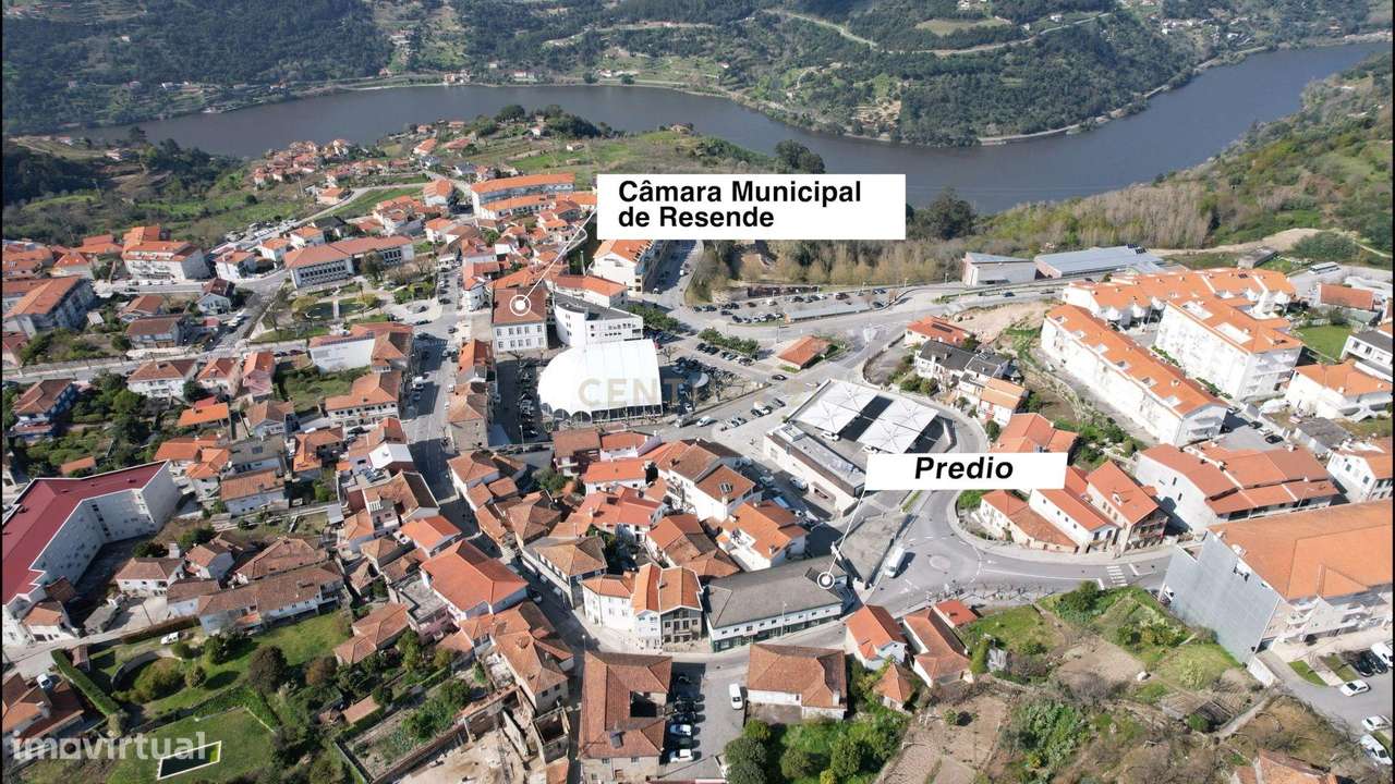 Edifício junto ao Mercado e Câmara Municipal - Investimento - Grande imagem: 2/7