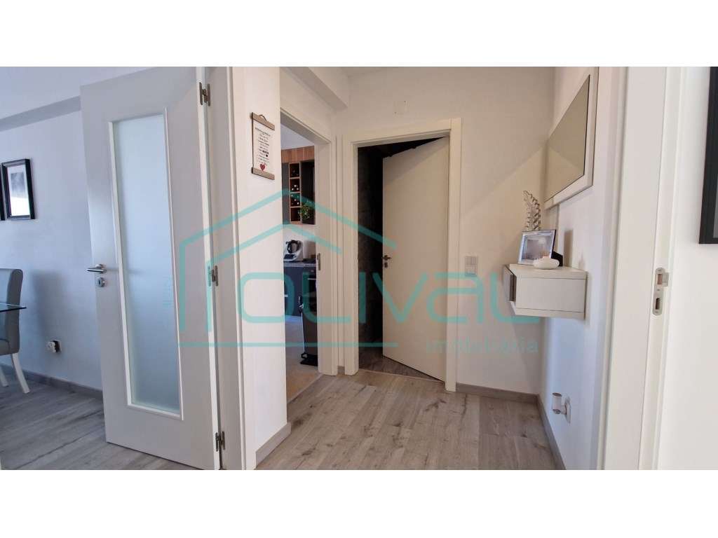 T3 Semi-Novo com Varandas, Box e Excelentes Acabamentos | Urbanizaç...-10