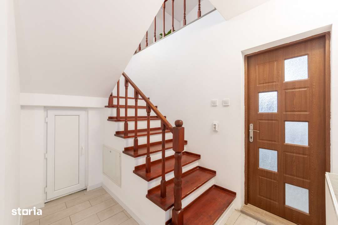 Casa cu priveliste - Stefanesti-8