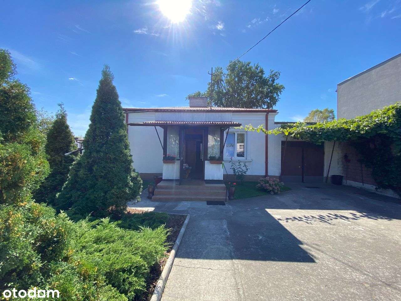 Piękna działka budowlana z domem Bielany-1