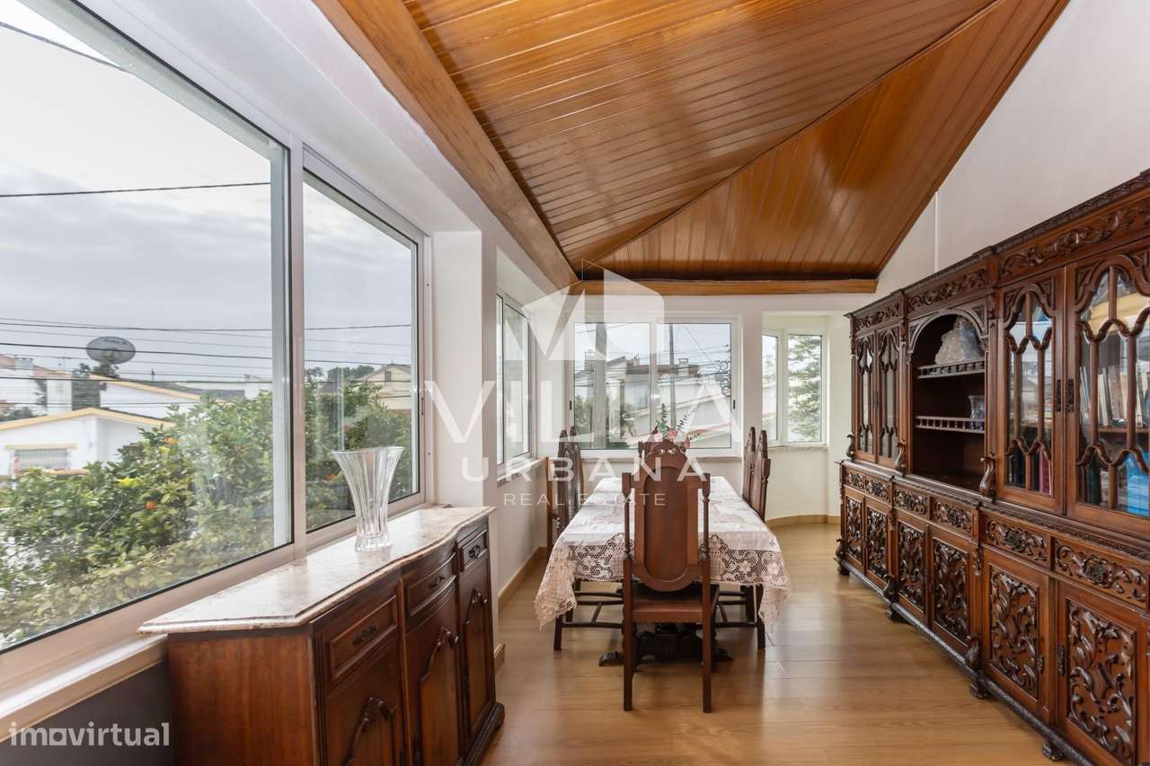 Moradia T3 +1 com Garagem localizada numa zona tranquila em Belverde-40