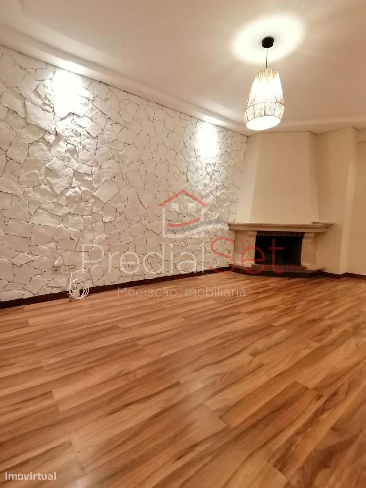 Apartamento T2 - Centro do Pinhal Novo-5