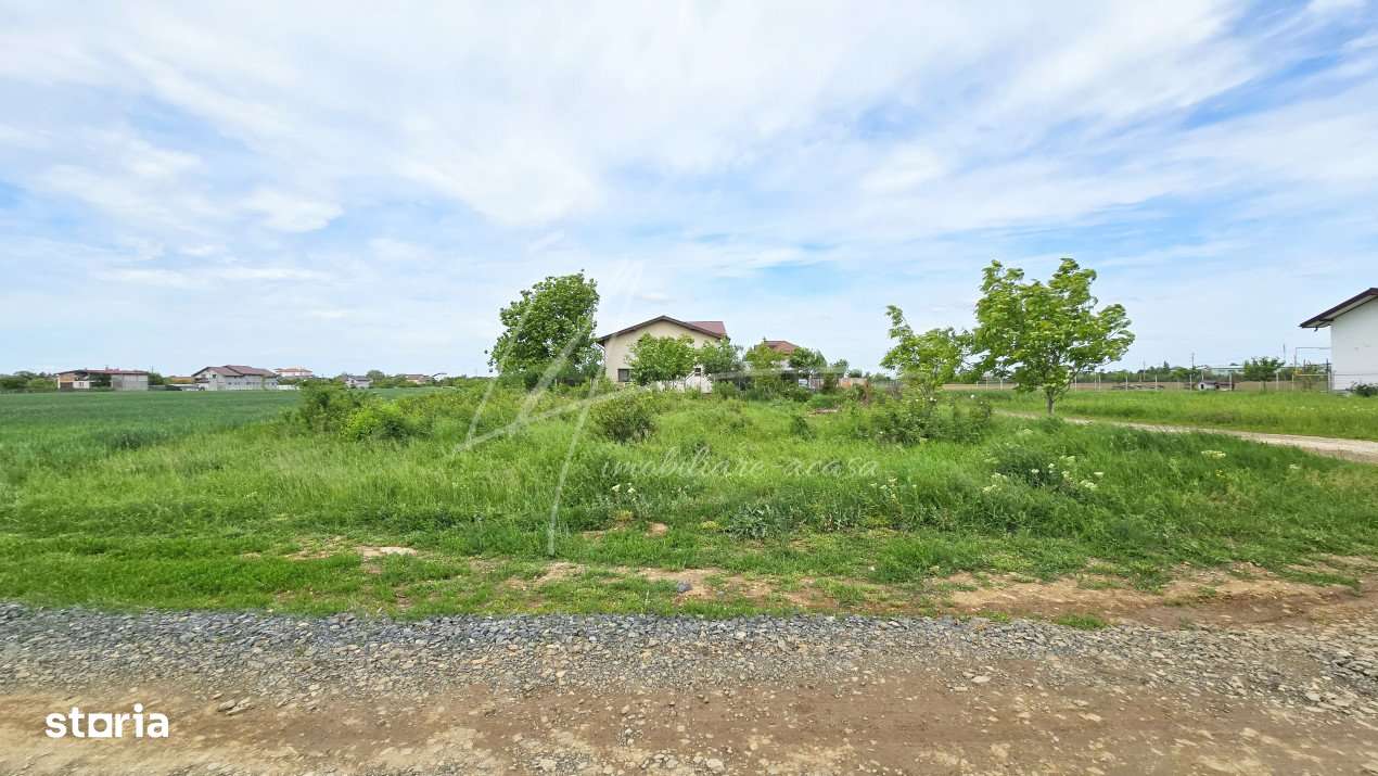 Teren intravilan in zona rezidentiala, la 1 km de A0 si A1-7