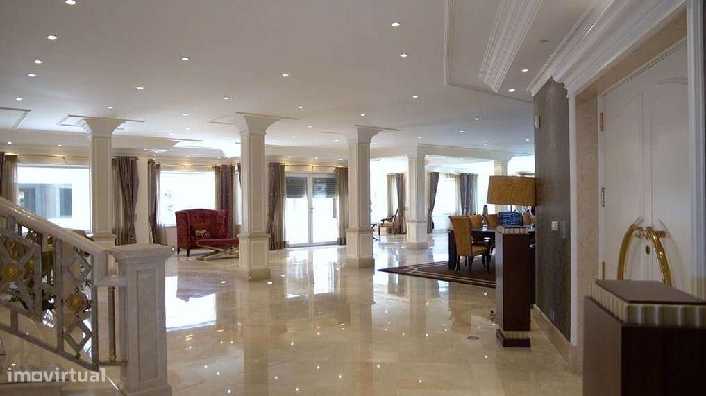 Villa exclusiva com vista para a serra de Sintra - Várzea de Sintra, S-10