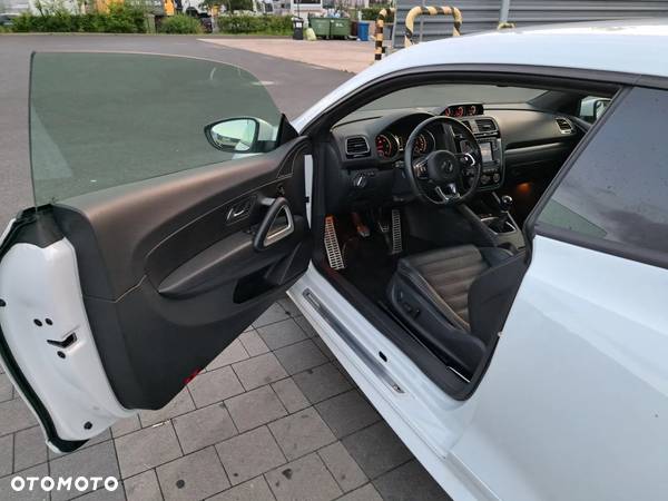 Volkswagen Scirocco 2.0 TDI BMT - 16