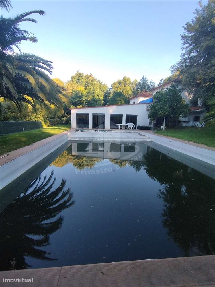 🏡 Unidade Hoteleira no Coração do Pico, Vila Verde - Grande imagem: 4/44