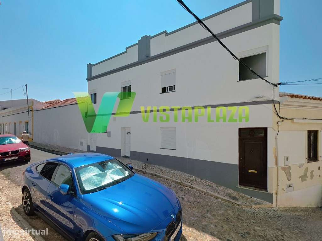 Moradia Reabilitada com Terraço no Centro de Silves - Grande imagem: 4/28
