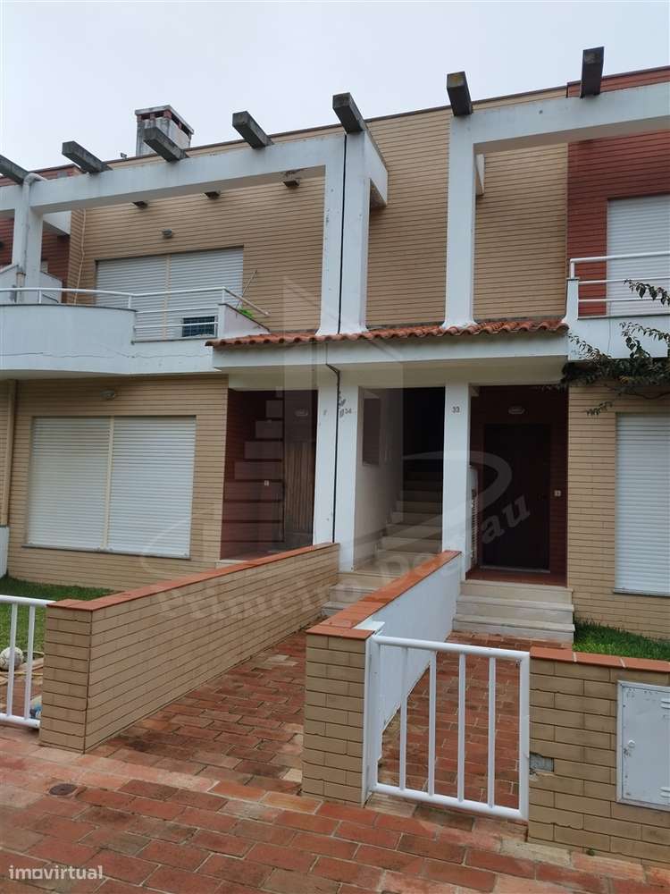 Apartamento T2+1 com mezanino em condomínio fechado – Aldeamento Liris-16