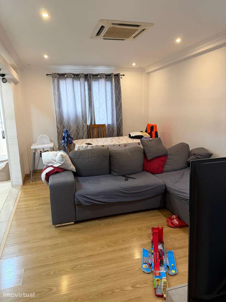 Apartamento T3 no Centro do Montijo-8