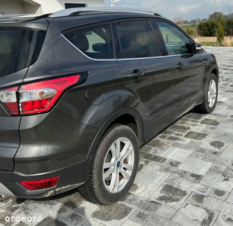 Ford Kuga 1.5 EcoBoost 2x4 Cool & Connect - 3