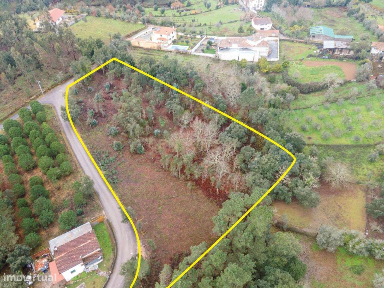 Terreno de 6.600m2 com Potencial de Construção - Vila Nova de Poiares-7