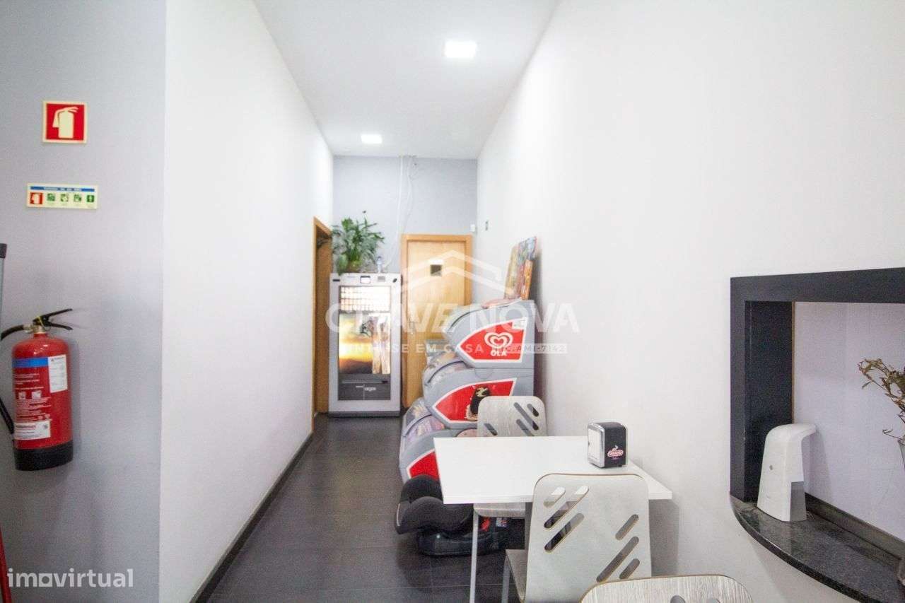 Trespasse Padaria c/ Armazém - Castêlo da Maia-3