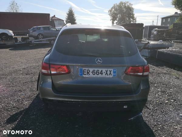 Mercedes-Benz GLC 220 d 4-Matic - 5