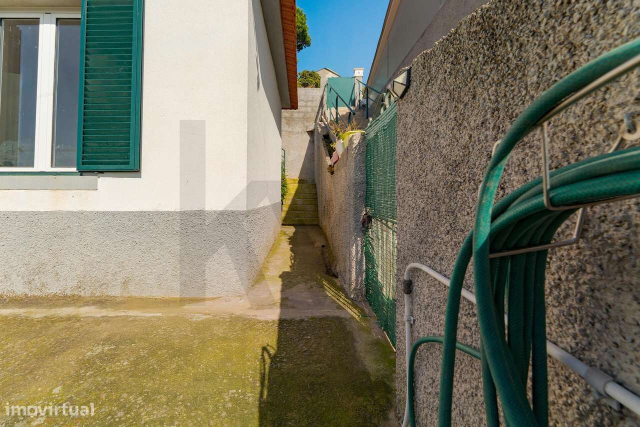 Moradia T1+1 em São Roque com fantástica vista mar-6