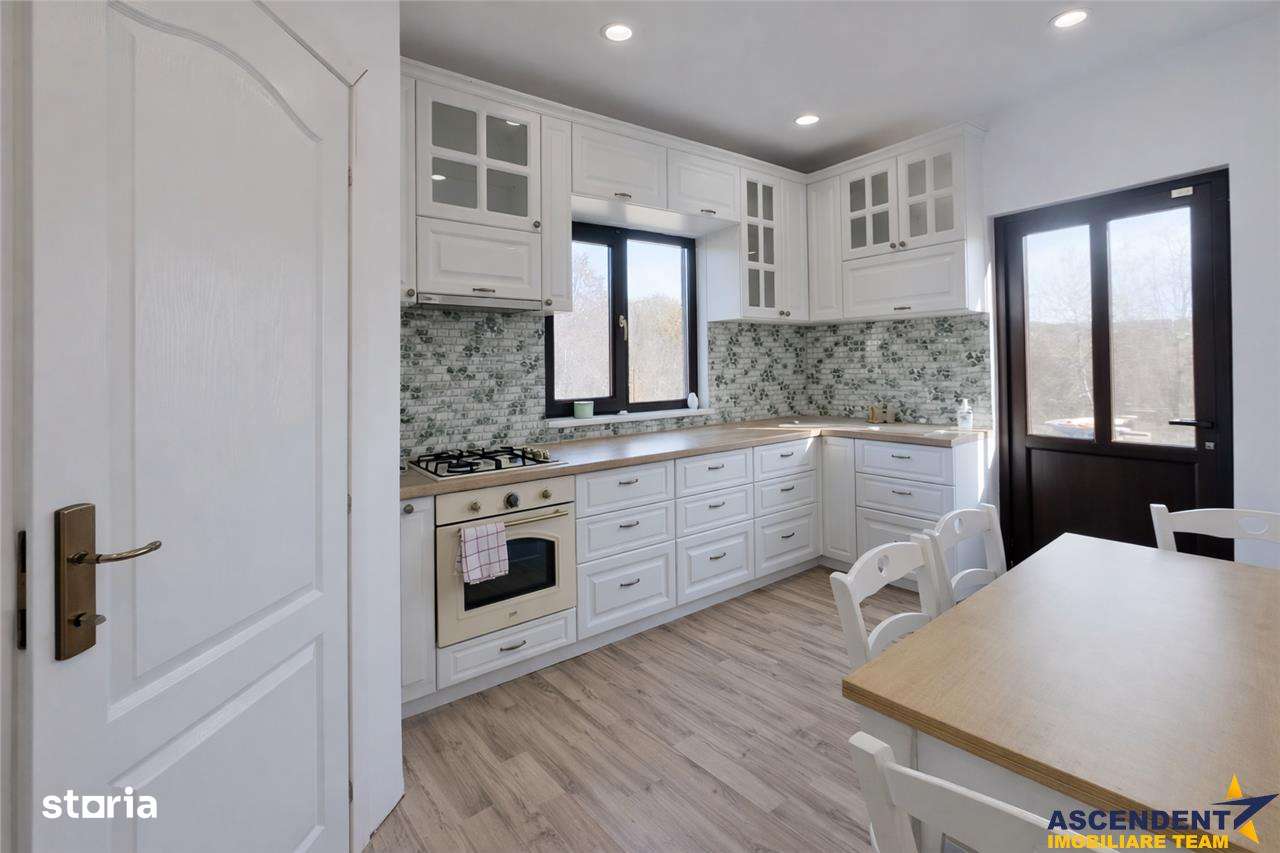 3D! Casa noua Persani,2022,panorama, design elegant,echipata,1.532 mp - Imagine principală: 3/20