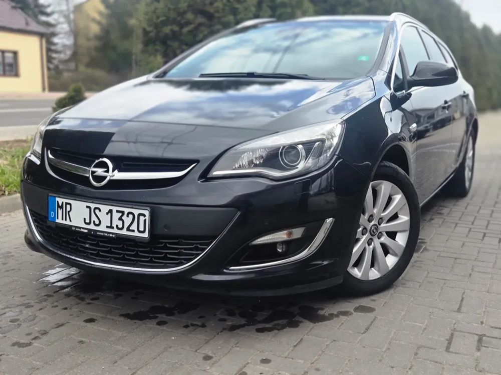 Opel Astra J 1.7 CDTI DPF Exklusiv 2014