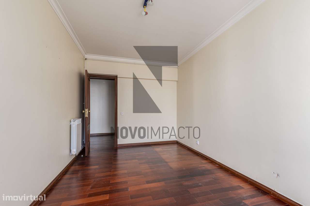T4 Espaçoso no Centro do Montijo – Excelente Oportunidade-29