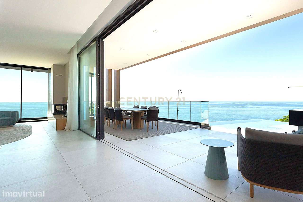 Moradia Moderna de Luxo com Vista Deslumbrante sobre o Atlântico – Sít-12