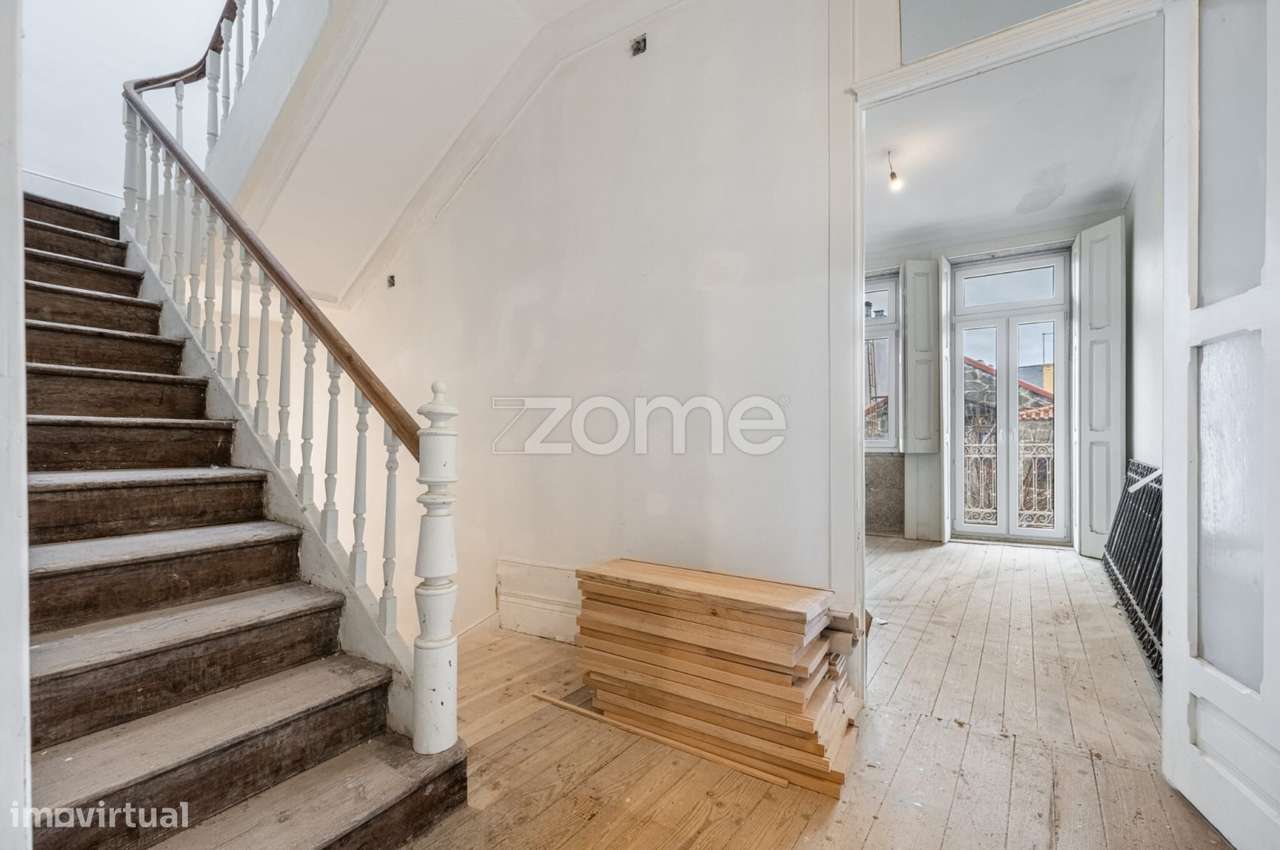 Moradia T3 de Traça Clássica na Constituição, Porto - Grande imagem: 5/34