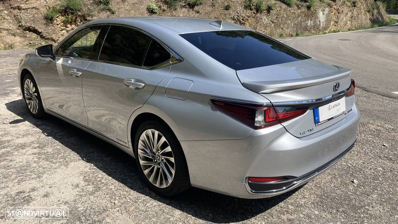 Lexus ES 300h Luxury - 3