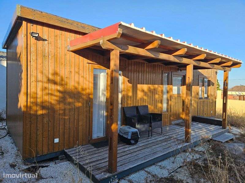 Terreno com casa T1 e 2 anexos, Linhó - Grande imagem: 4/4