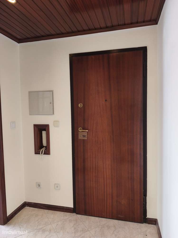 T2 Sintra, Urbanização da Cavaleira, Boas Áreas, Parqueamento.-5
