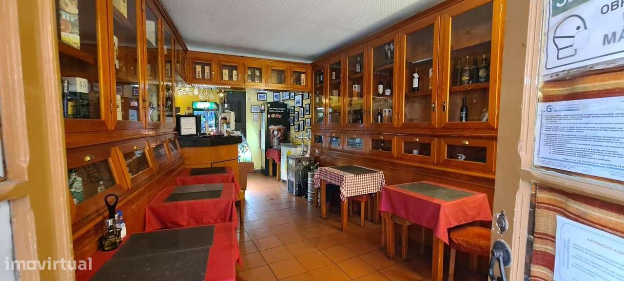 Oportunidade Única – Bar/Restaurante à Venda no Coração do Castelo de - Grande imagem: 4/18