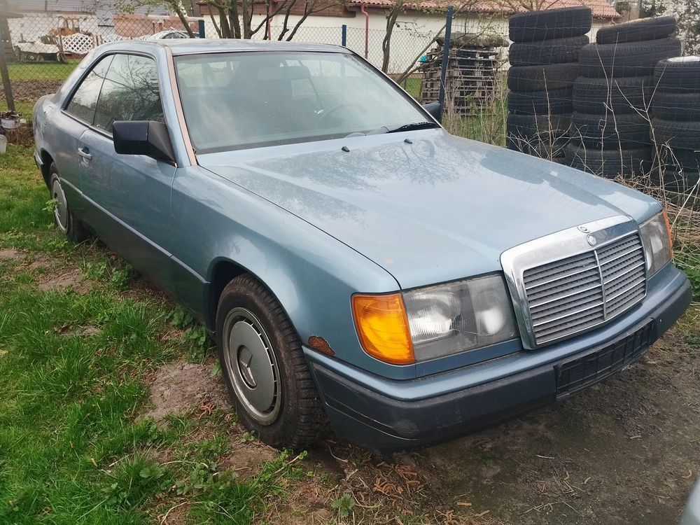 Mercedes-Benz E 1988