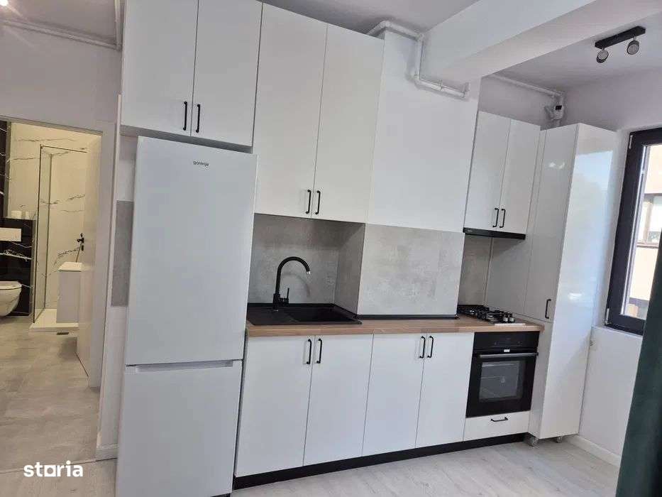 Apartament 2 camere de vanzare, parcare inclusa - metrou Păcii-3
