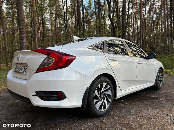 Honda Civic 2.0 i-VTEC LX CVT - 36