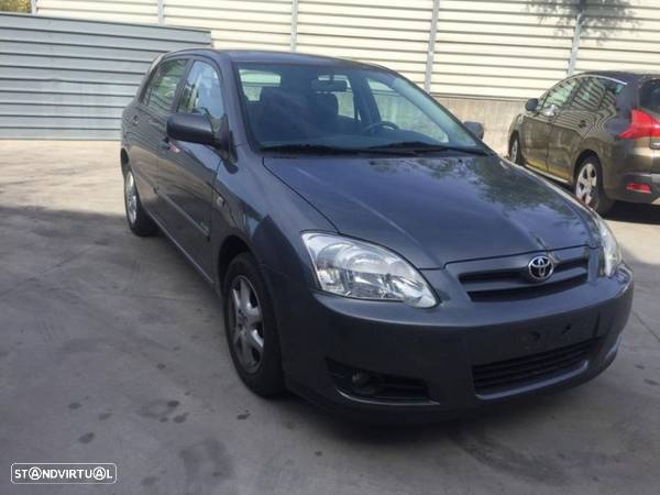 Toyota corolla 1.4 D4D de 2006 para peças - 2