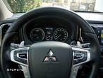 Mitsubishi Outlander 2.0 4WD Plug-In Hybrid Top - 29