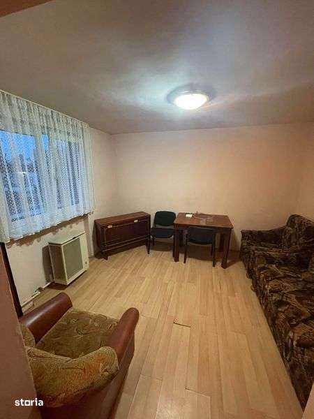 Garsoniera de inchiriat - Imagine principală: 4/6