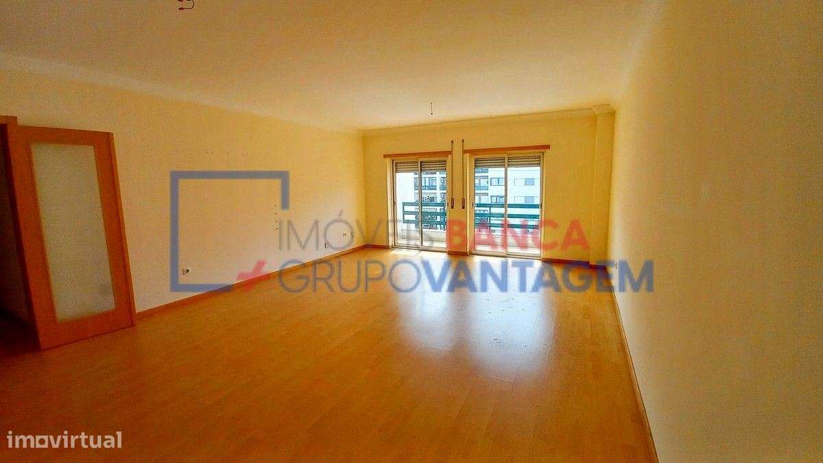 APRESENTAMOS IMÓVEL T3 - Grande imagem: 2/30