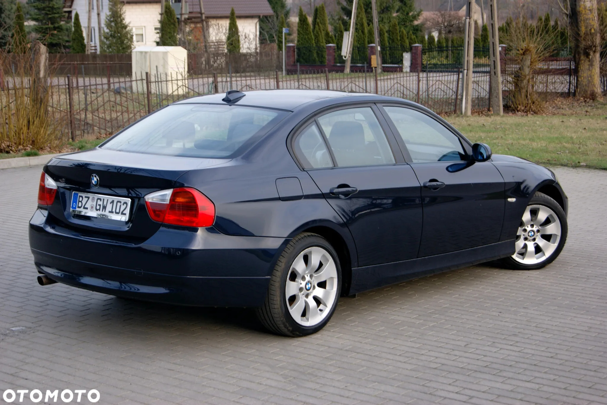 BMW Seria 3 318i - 15