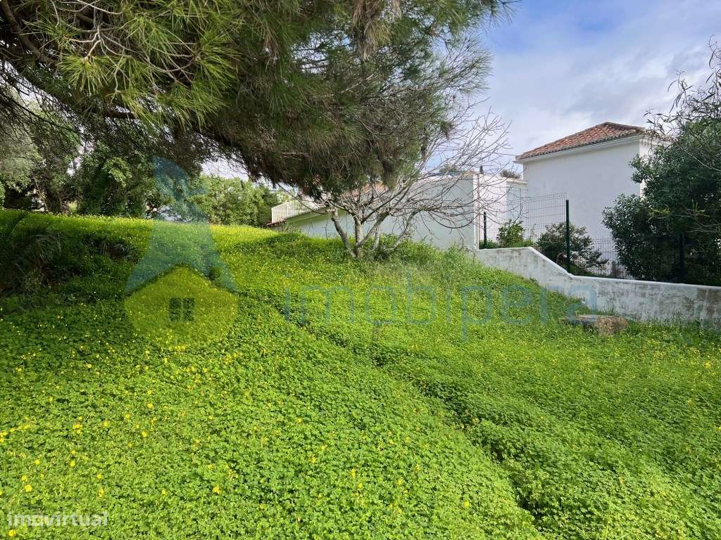 LOTE EXCLUSIVO PARA MORADIA DE SONHO COM PISCINA NA QUINTA DOS BARR...-5