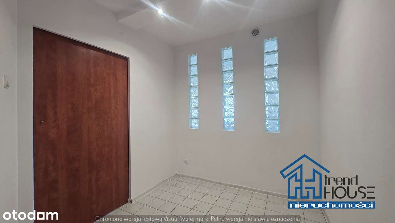 Duża kawalerka z wydzieloną sypialnią-5