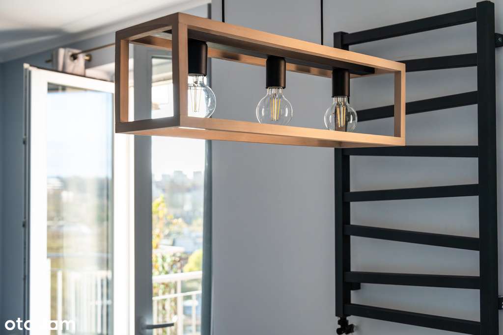 Nowoczesna kawalerka z widokowym balkonem-11