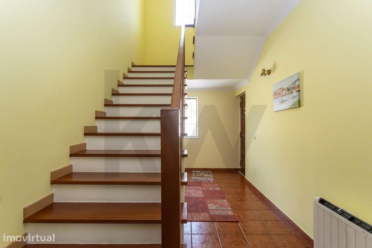 Moradia T4 na Moita – Zona do Palheirão | Excelente Exposição Solar-20