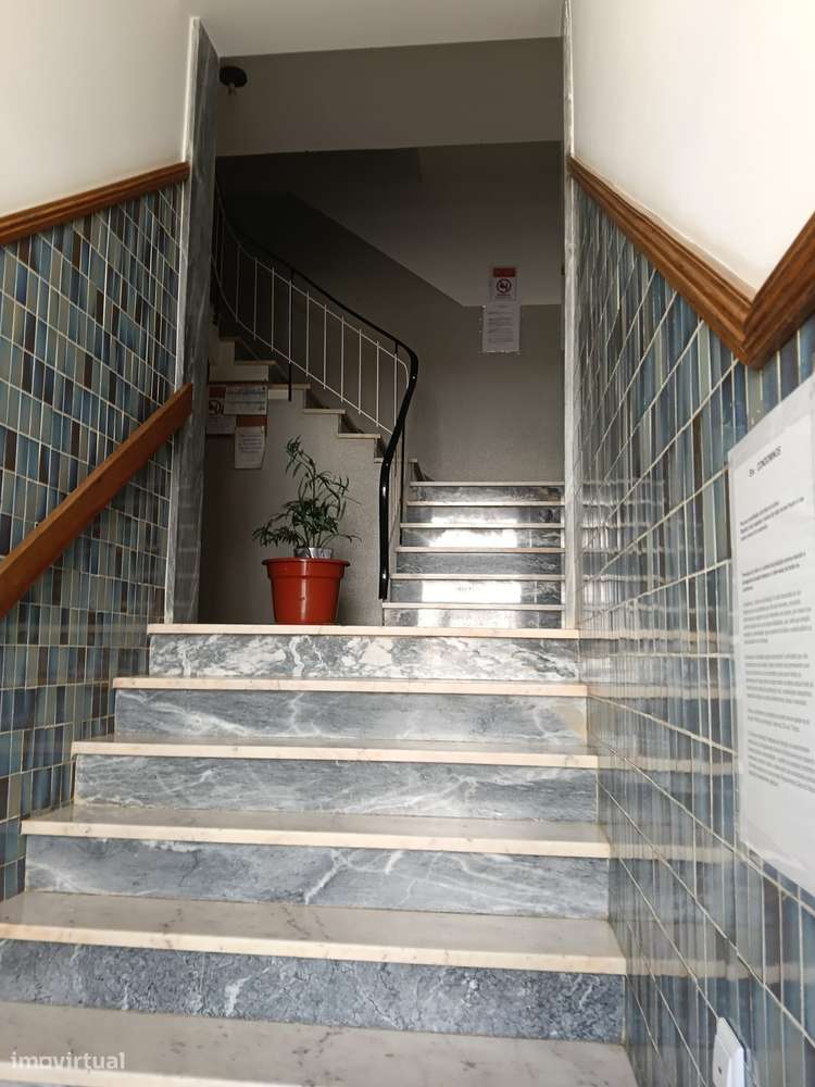 Apartamento T3 Faro P/ Venda-13