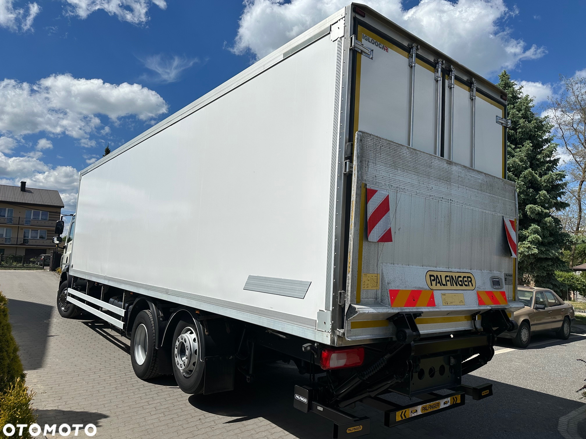 DAF CF 370 2017 r.  Chłodnia + Winda EURO 6 - 6