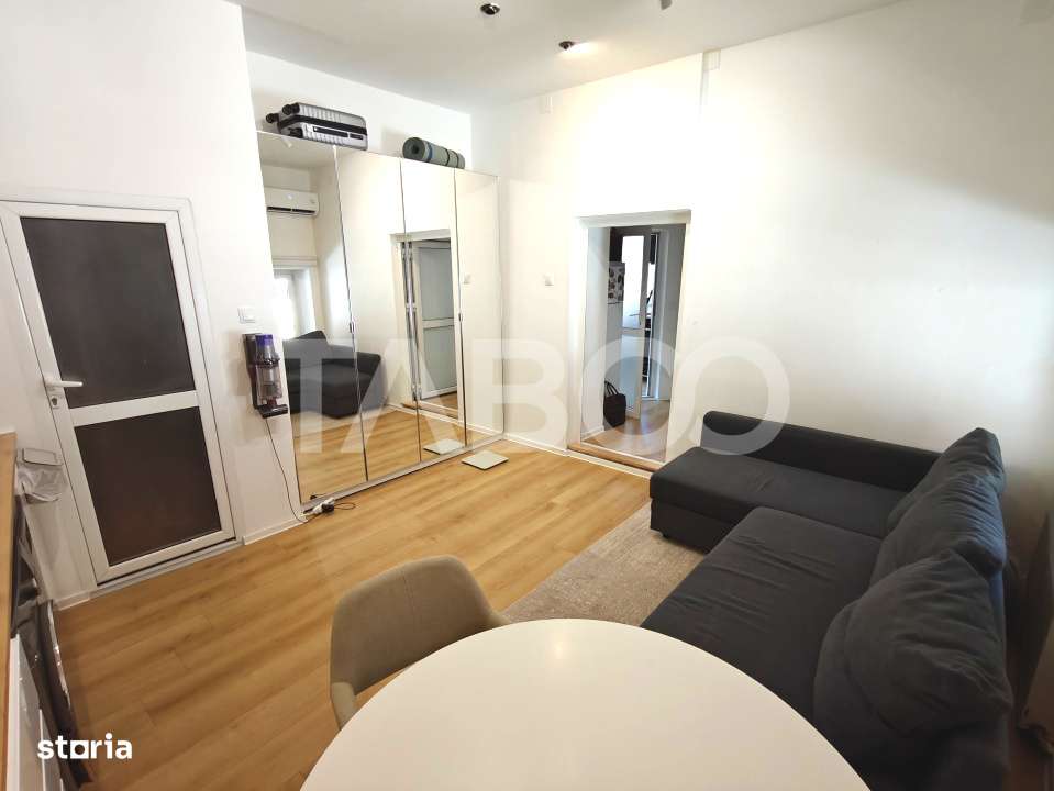 Apartament decomandat cu 2 camere si pivnita in Centrul Istoric Sibiu - Imagine principală: 4/14