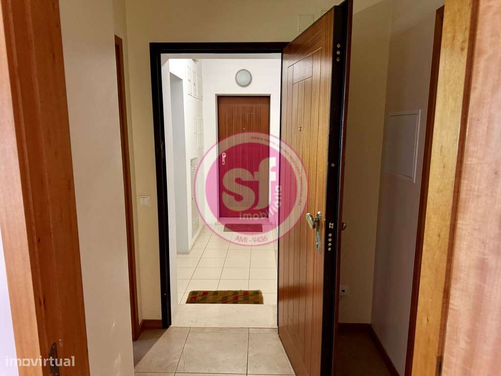 Apartamento T2 com garagem para venda!-14