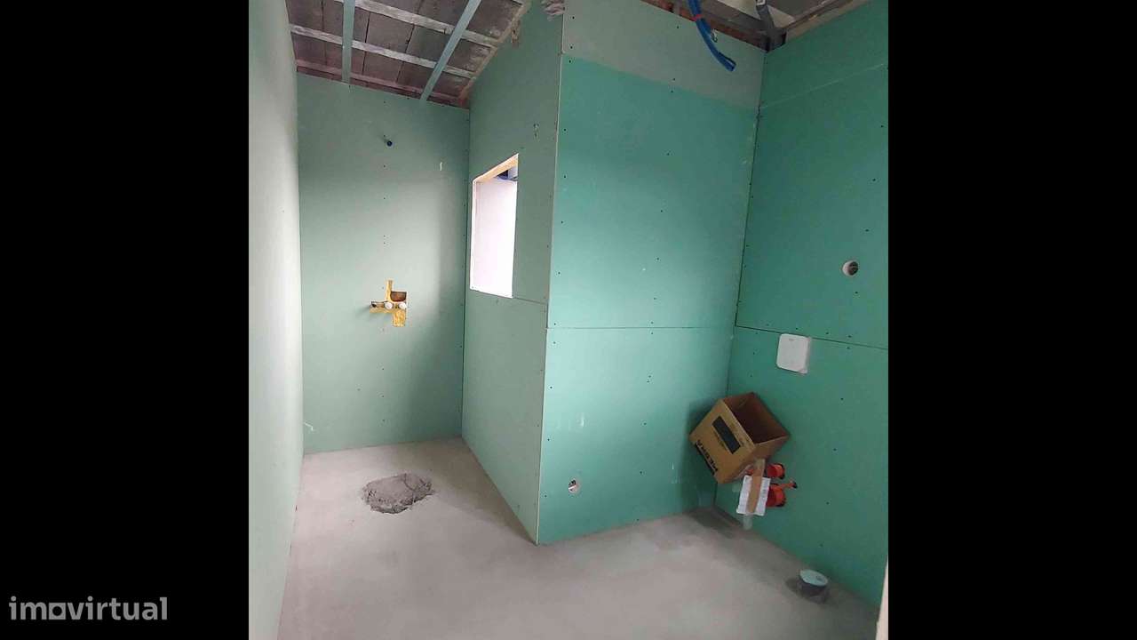 Moradia T3 nova com 3 casas de banho em Fátima-18