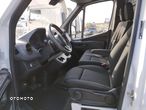 Mercedes-Benz Sprinter - 9